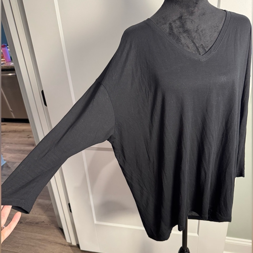 Vince v neck rayon black long sleeve shirt relaxed boxy fit